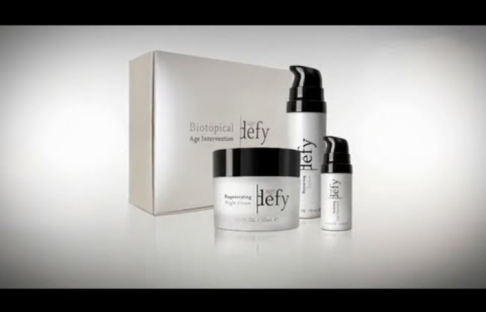 Les cosmétiques Age Defy (en français)